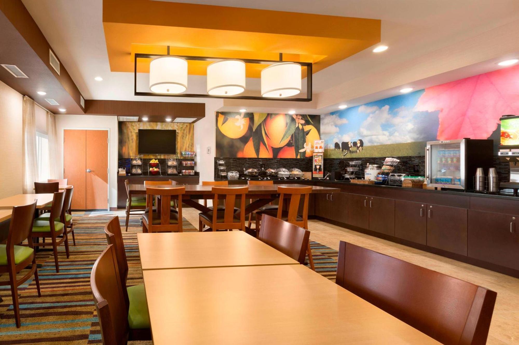 Fairfield Inn & Suites Midland Exterior photo